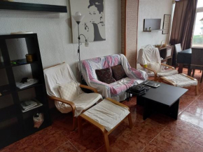 BONITO Y FUNCIONAL APARTAMENTO FRENTE AL MAR